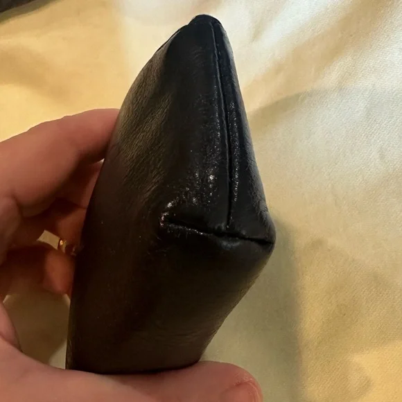 Christian Dior pouch - Picture 4 of 12